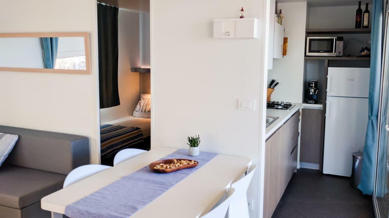 Adrijela Mobile Home Jezera Exteriér fotografie